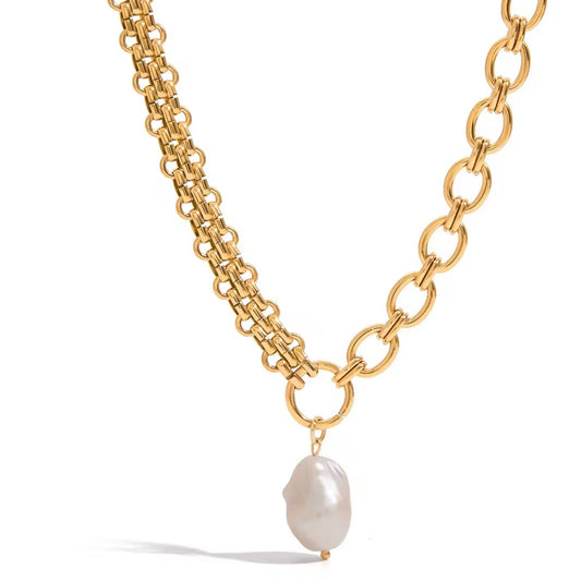 Aurelia Necklace